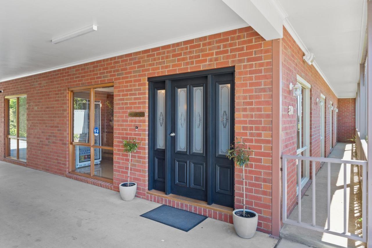 Burke And Wills Motor Inn Swan Hill Kültér fotó