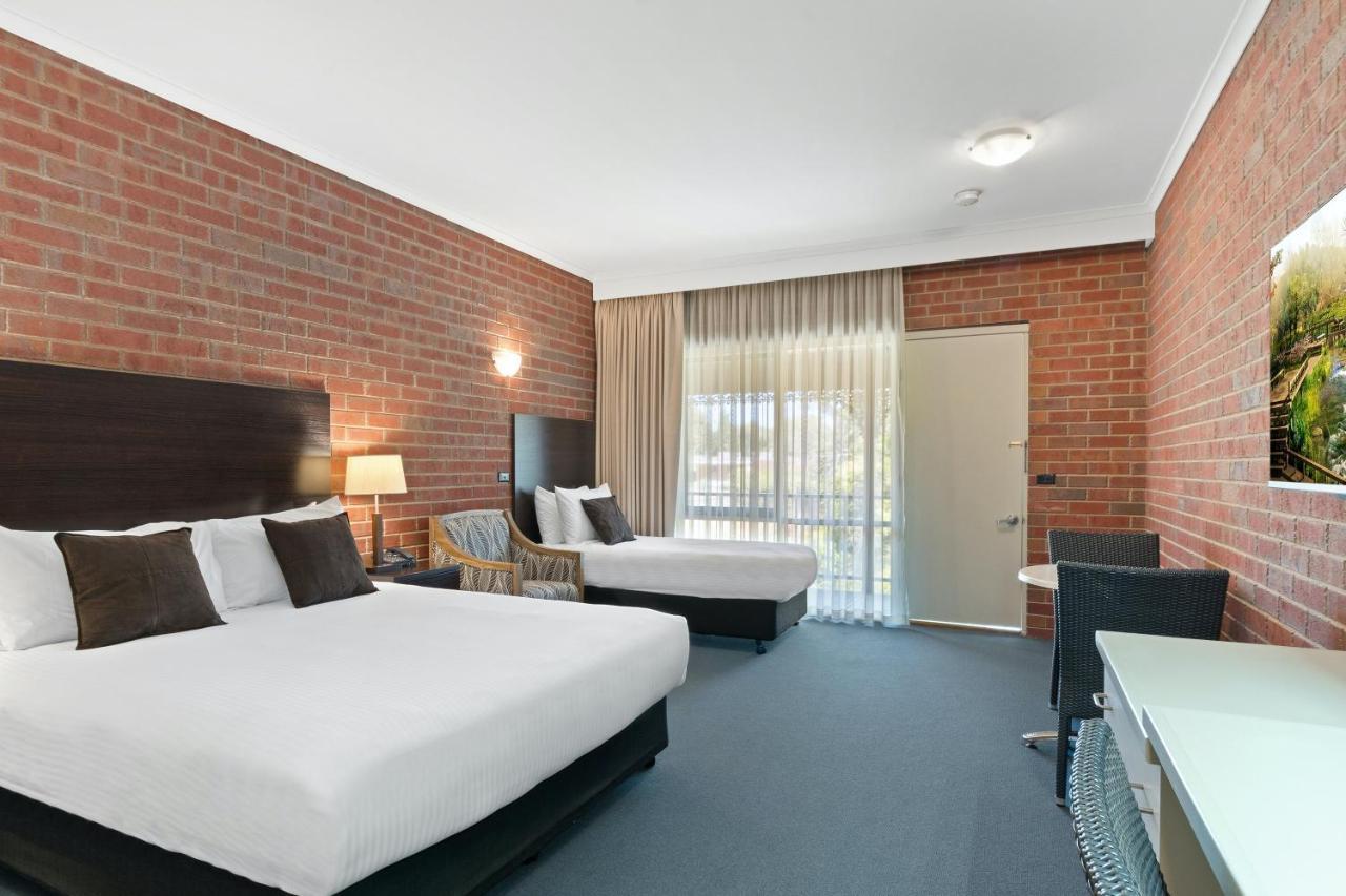 Burke And Wills Motor Inn Swan Hill Kültér fotó
