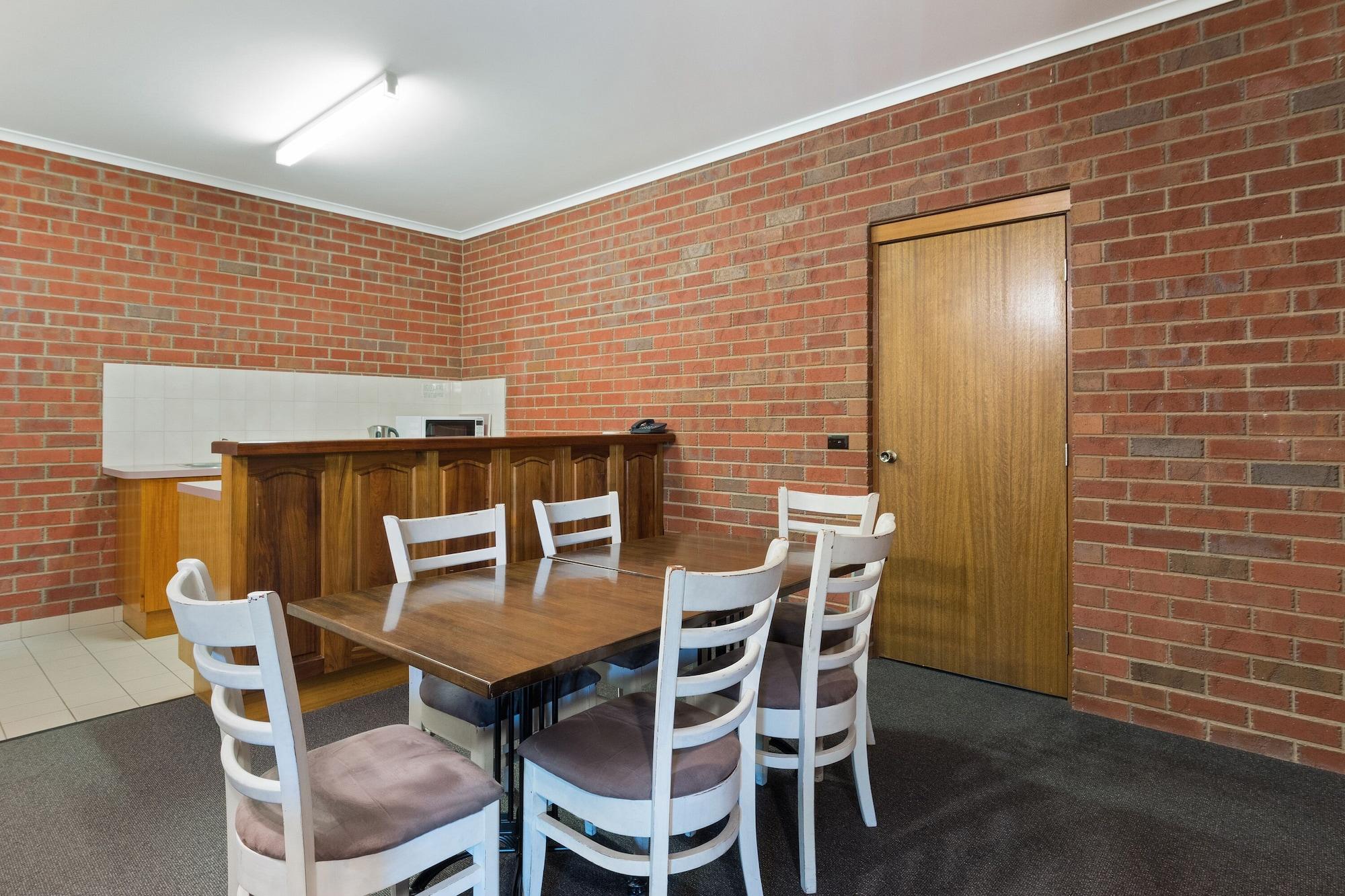Burke And Wills Motor Inn Swan Hill Kültér fotó