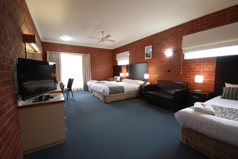 Burke And Wills Motor Inn Swan Hill Szoba fotó