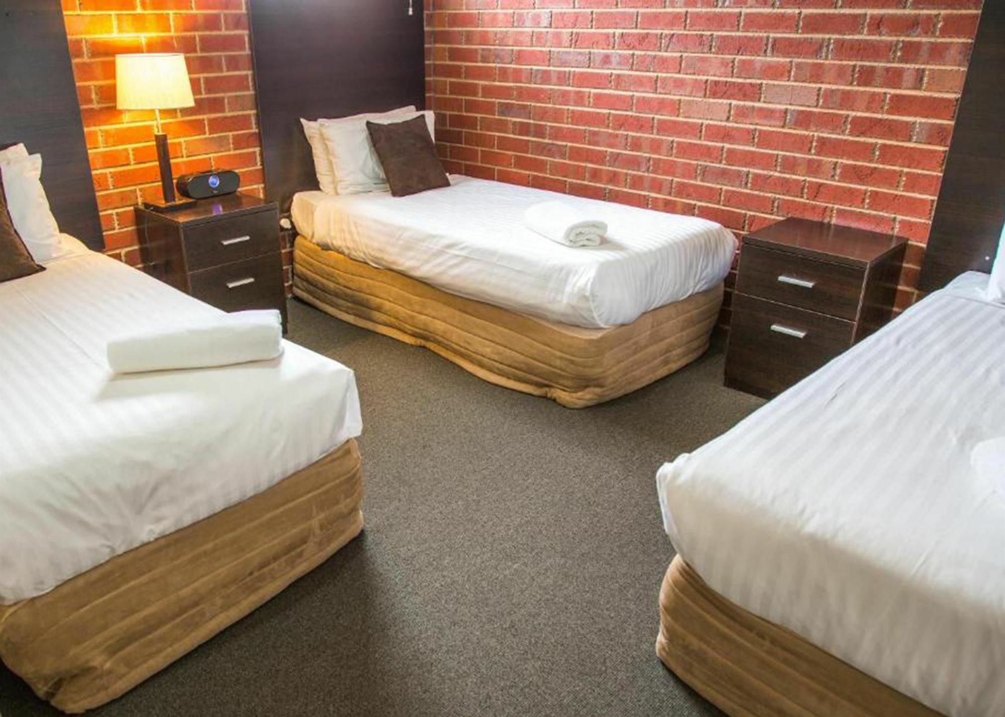 Burke And Wills Motor Inn Swan Hill Kültér fotó
